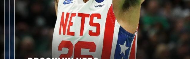 半岛·体育-篮网赛季总结：魔幻的两支球队 满是问号的未来